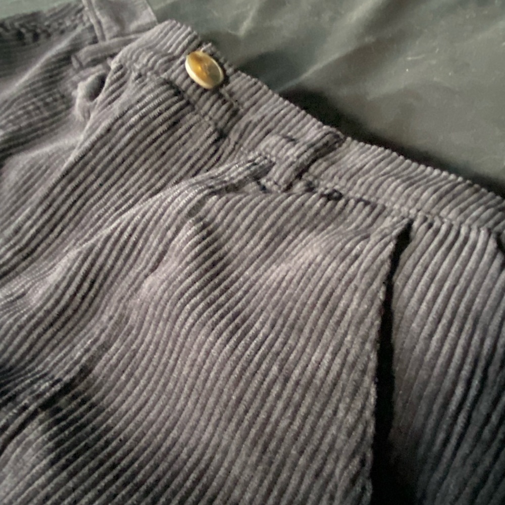 Black Corduroy Cargo Pants; Size S; Brand New Condition; Side & Cargo Pockets